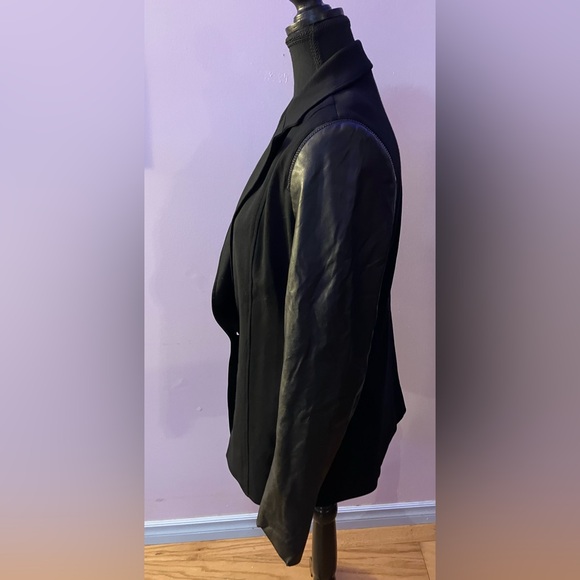 Black Le Chateau blazer with pleather sleeves size M - Picture 6 of 7